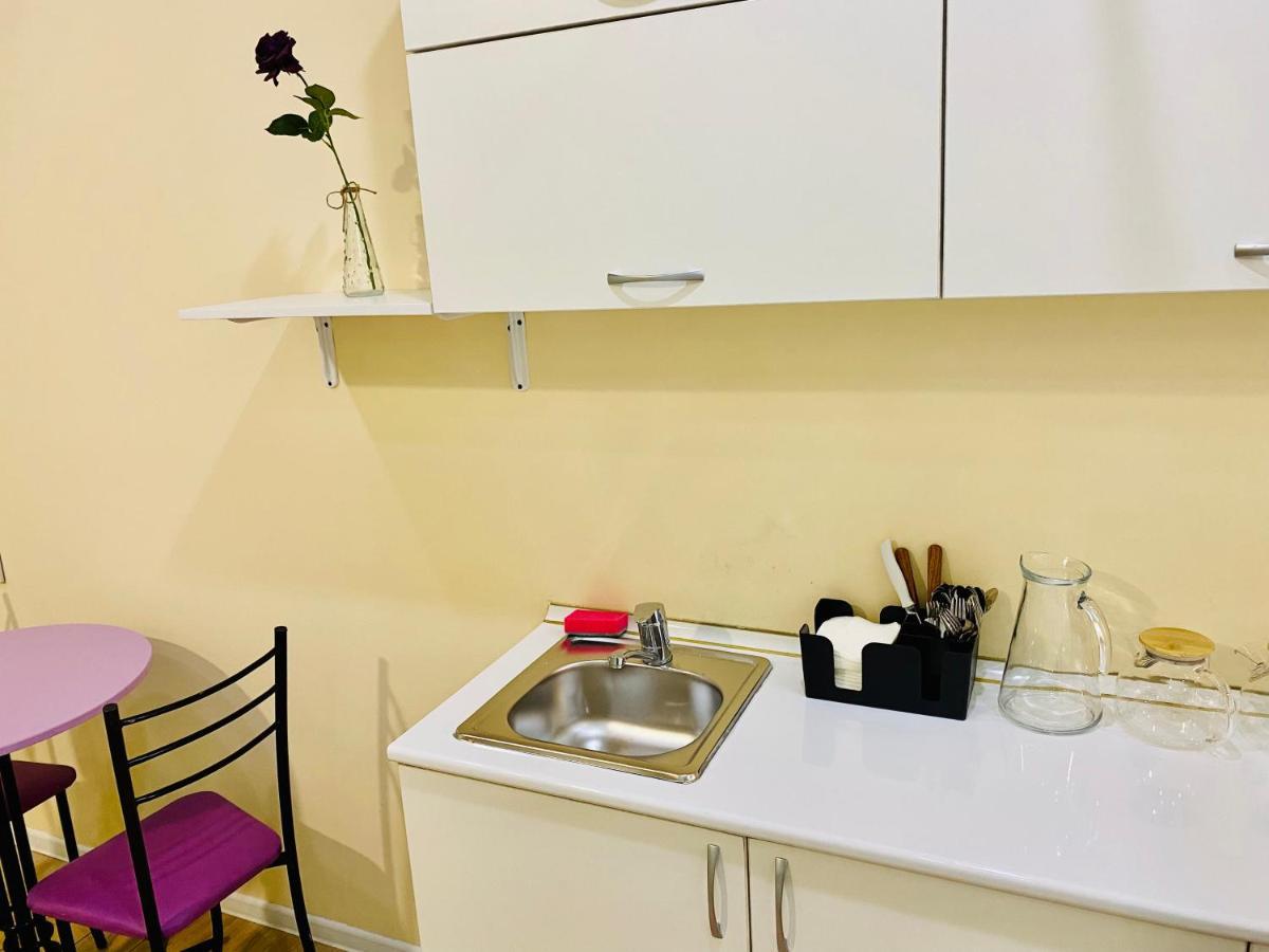 Like Home Hostel Na Shevchenko, 162Б Almaty Exteriér fotografie