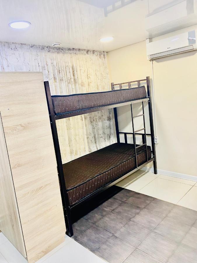 Like Home Hostel Na Shevchenko, 162Б Almaty Exteriér fotografie